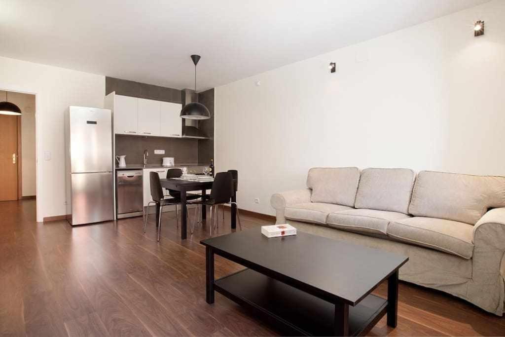Apart Centrico Con Terraza En Gracia Barselona Dış mekan fotoğraf